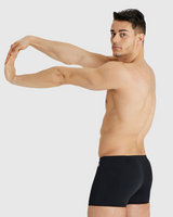 TRAJE DE BAÑO SHORT ARENA WIM SHORT SOLID BL - fondo #E8E8E8