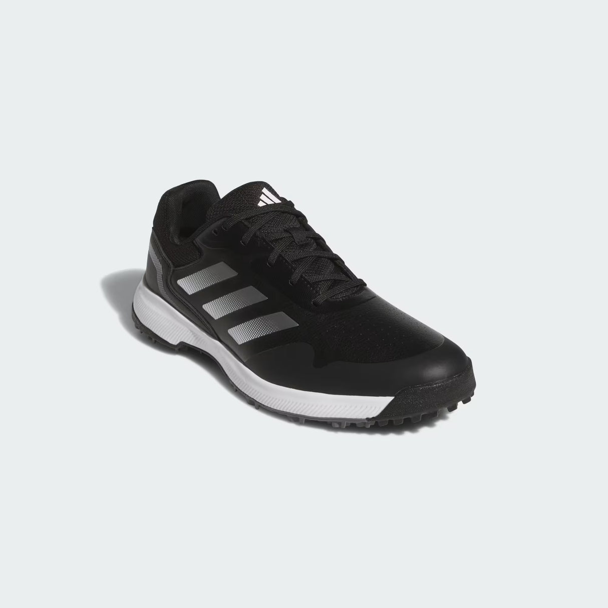 Zapato Adidas Traxion Response Spikeless 26